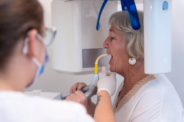 Best Dentist for Tooth Abscess  in San Rafael, NM